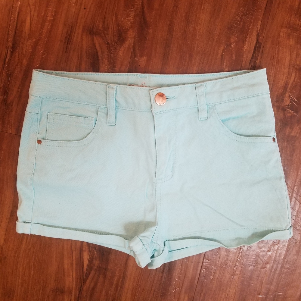 Refuge Light Turquoise Shorts Size 6